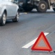 Бишкекте жеңил унаанын айдоочусу рулду башкара албай калып мамыны сүздү