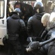 "Жорж Флойддой". Челябинск шаарында Алексей Навальныйдын тарапташтарын кармай баштады (видео)