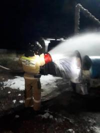 Балыкчы шаарында жайгашкан нефть базасында чыккан өрттүн себеби такталууда