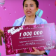 Коюнга батпай турган чоң кубаныч... Анара Мурзакулова Орусиянын "Кондитер" теледолбоорунун жеңүүчүсү аталды