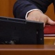 Жогорку Кеңештин эки жаңы депутаты ант беришти