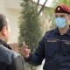 Ташкентте коронавируска каршы эмдөө талабын аткарбагандар ишинен убактылуу четтетилсе, айрымдары айыпка жыгылды