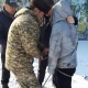 Чүйдө мас абалдагы жаран көп кабаттуу имараттан боюн таштоого аракет кылды