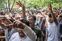 Иранда ичүүчү суунун жетишсиздигинен улам жашоочулары митингге чыгышты