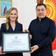 Садыр Жапаров Валентина Шевченко менен жолугушту. Спортчуга 1 миллион сомдук сертификат берилди