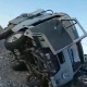 Чүйдүн Боролдой айылында катуу шамалдан улам унаа оодарылып кеткен