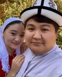 Ырчы Төлөгөн Мамыровдун жубайы көз жарды