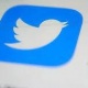 Twitter колдонуучуларга башка адамдардын сүрөттөрүн же видеолорун уруксаты жок жарыялоого тыюу салды