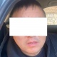 Сүрөттөгү адамдан жабыр тарткан эмессизби? Бир нече адамды 33 миң сомдон 19 миң долларга чейин алдаганга шектүү кармалды