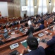 Акылбек Жапаров: "Жогорку Кеңеш ар кандай сындарга кабылдык, бирок иштедик"