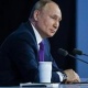 "Жарандардын жашоосун жакшыртуу...". Владимир Путин Орусиянын 2022-жылга карата коюлган максаттарын атады