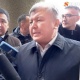 Өкмөт үйүнүн алдындагы митингчилер менен Арзыбек Кожошев жолукту