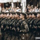 Украинада эми кыз-келиндер да аскердик каттоого алынат