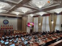 Жогорку Кеңеште жаңы депутаттардын келишине даярдыктар жүргүзүлүүдө (фото)