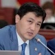 "Өкмөттүн курамы кыскарат". "Билим берүү министри алмашпайт". Улукбек Марипов депутаттардын суроолоруна жооп берүүдө