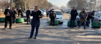 Бишкекте Улукбек Мариповдун өкмөт башчы болгонуна каршы митинг өтүп жатат