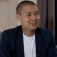 "Я ухожу красиво". Министрликтен кеткен Тилек Токтогазиевдин караокеде ырдап жаткан видеосу тарады