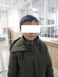 Чүйдө дайынсыз болуп изделип жаткан 12 жашар бала базардын аймагынан аман-эсен табылды