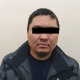 "Орусияга учууга жардам берем деп жасалма медициналык маалымкат саткан". Каржы полициясынын мурдагы кызматкери кармалды