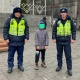 Бишкекте адашып кеткен 9 жаштагы бала табылып, атасына өткөрүлүп берилди