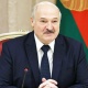Александр Лукашенко кнопкалуу телефон колдонууга чакырды