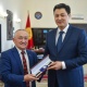 Улукбек Марипов олимпиада чемпиону Каныбек Осмоналиев менен жолугушту