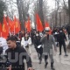 Райымбек Матраимовду колдоп митингге чыккандар жөө жүрүш менен сотту көздөй бет алышты
