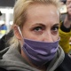 Орусиялык оппозициячыл Алексей Навальныйдын жубайы Юлия Навальная Москвага кайтып келди