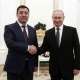 "Өлкөдөгү ички саясий кырдаалды жөнгө саласыз деп үмүттөнөбүз". Садыр Жапаров менен Владимир Путин кайсы маселелер тууралуу сүйлөшүштү?