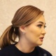 Ырчы Анжелика: "Кырсыктап калганда Сабырбек Жумабеков операция жасап, бутума тургузат дегем"