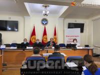 Өлкөдө коронавируска каршы эмдөө башталды. Алгачкылардан болуп саламаттыкты сактоо министри эмдөөдөн өтөт