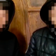 Казакстанда дайынсыз болуп жаткан кыз-жигит Кыргыз өлкөсүндөгү темир-тезектерди чогултуучу жайдан табылды