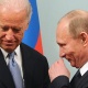 Байден Путинге бейтарап аймакта жолугушуу өткөрүүнү сунуш кылды