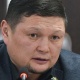 "Бүт жерде интрига, бузукулук, жөн үйлөнө албай ала качмай, болбой калса өлтүрүп салмай". Сыймык Жапыкеев элди сабырдуулукка чакырды