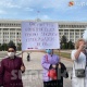 Пандемияда кызыл зонада иштеген дарыгерлердин бири митингге келүү максатын айтып берди