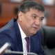 "Жардам беришибиз керек". Искендер Матраимов жыйында насыя алган жарандардын маселесин кайрадан көтөрүп чыкты