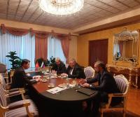 Орусия жакын арада Спутник вакцинасын өлкөгө жеткирип берүүгө даярдыгын билдирди