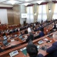 Жогорку Кеңеште айыл өкмөттөрүнүн башчыларын, шаар мэрлерин шайлоого талапкерлерди көрсөтүү ыйгарым укуктарын акимдерге берүү маселеси талкууланууда