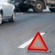 Бишкекте таң эрте жеңил унаа менен маршруттук такси сүзүшүп, 3 жаран жабыркады