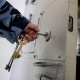 Шавкат Мирзийоев Орозо айт майрамынын алдында абакта жаза мөөнөтүн өтөп жаткан 100 адамга ырайым кылды