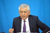 Иса Өмүркуловдун уулу унаасы менен велосипед айдаган кызды сүзүп кетти. 2011-жылы ал катышкан кырсыктан 3 адам каза болгон
