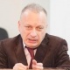 Кадр кызматынын директорунун орун басары ротация болгон акимдерге шарт түзүп берүү боюнча пикирин айтты
