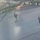 Ошто айдоочу өспүрүмдү сүзүп, ооруканага таятасы болом деп алып барып, андан ары из жашырган