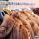 Израиль жаныбарлардын терисинен жасалган буюмдарды сатууга тыюу салат