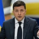 Зеленский Донбасстагы өздөрүн орусиялык деп эсептеген жарандарды Орусияга кетүүгө үндөдү