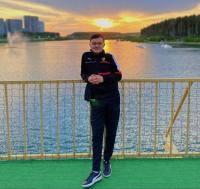 Актёр Азамат Уланов: "Үйлөнүүгө моралдык жактан даяр эмесмин"