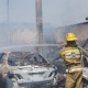 Жалал-Абад шаарында унаа оңдогон жайдан өрт чыгып 5 унаа күйүп кетти