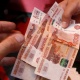 Орусиядагы мигранттар мындан ары акча которууларга салык төлөөгө милдеттендирилет