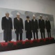 Алты ажонун жер караган сүрөтү ар кандай пикирлерди жаратууда. Ал сүрөт сизде кандай ойду жаратты?