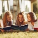 "Оту өчпөгөн коломто", "Муздак дубалдар"... Жазуучулар союзунун төрагасы сөз байлыкты өстүрүүчү китептерди тизмектеп берди